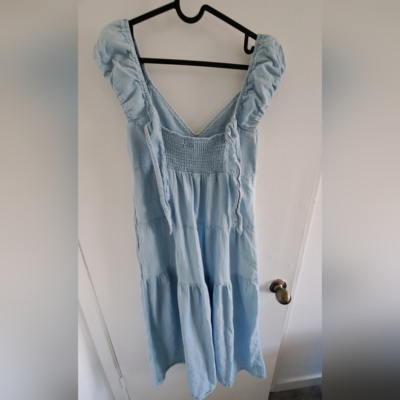 Dress - Picture 3 of 3